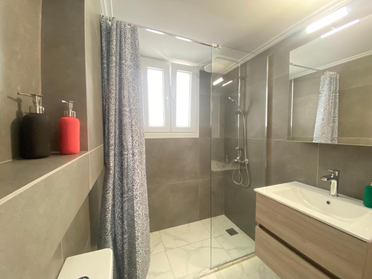 Faliro Comfort Apartment 10 Mins Walking To The Beach Atena Exterior foto