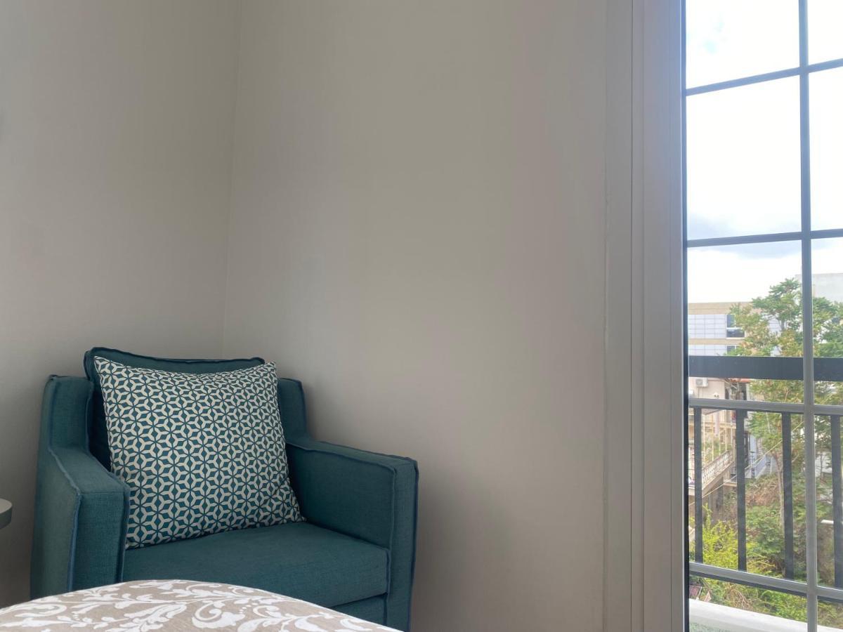 Faliro Comfort Apartment 10 Mins Walking To The Beach Atena Exterior foto