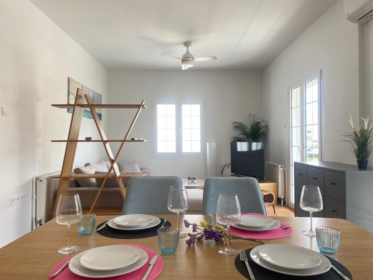 Faliro Comfort Apartment 10 Mins Walking To The Beach Atena Exterior foto