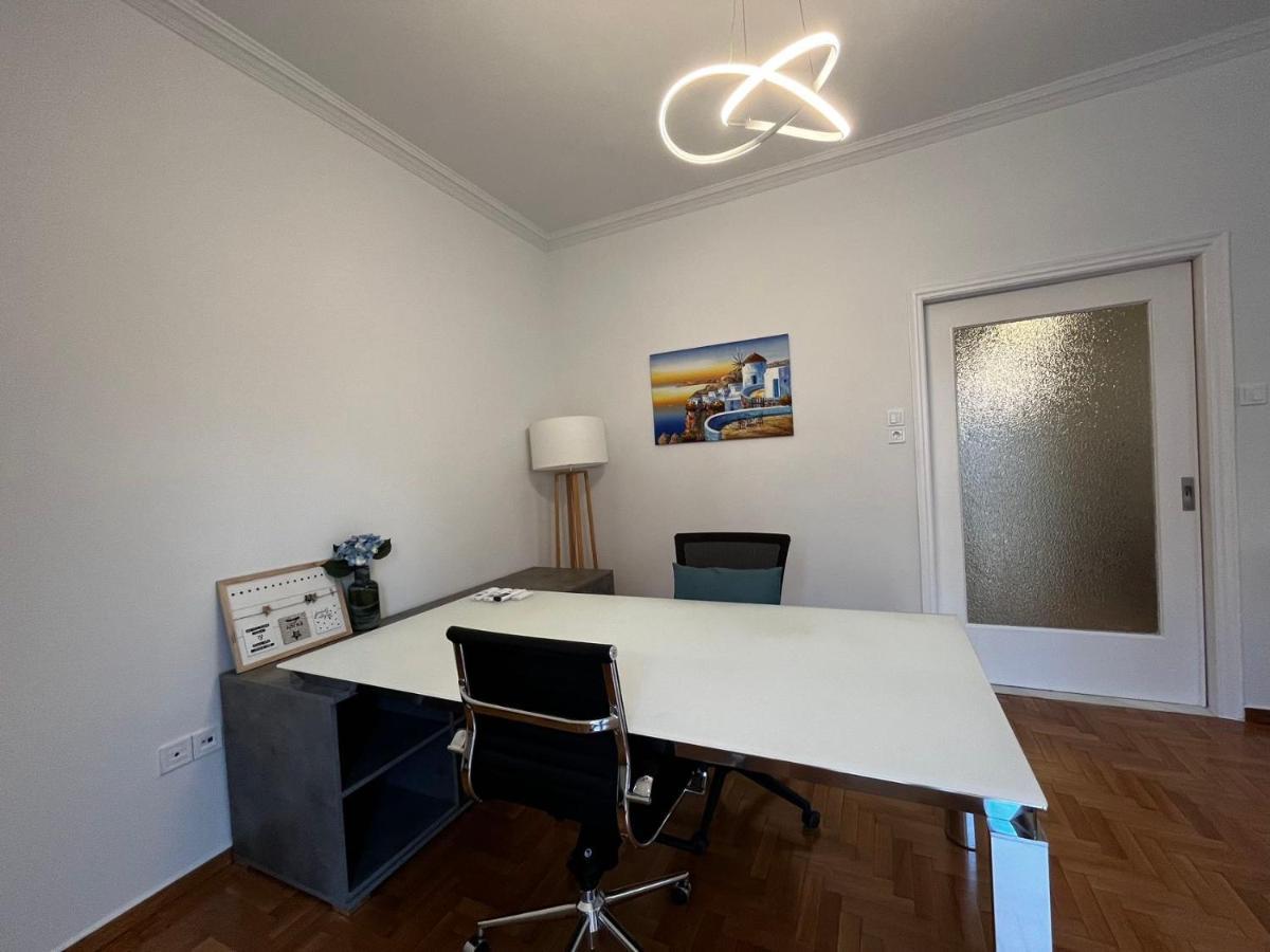 Faliro Comfort Apartment 10 Mins Walking To The Beach Atena Exterior foto